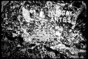 Aerial view of the town of Yungay before the earthquake.