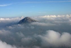 The Nandi Hills, located 60 km north of Bangalore, has an altitude of 5000 feet.