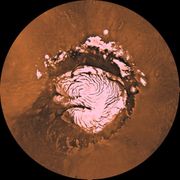Mars's north polar region with ice cap, composite of Viking 1 orbiter images (Courtesy NASA/JPL-Caltech)