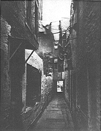 Slum in Glasgow, 1871