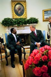  President Omar Bongo Ondimba of Gabon (left) in Washington, USA